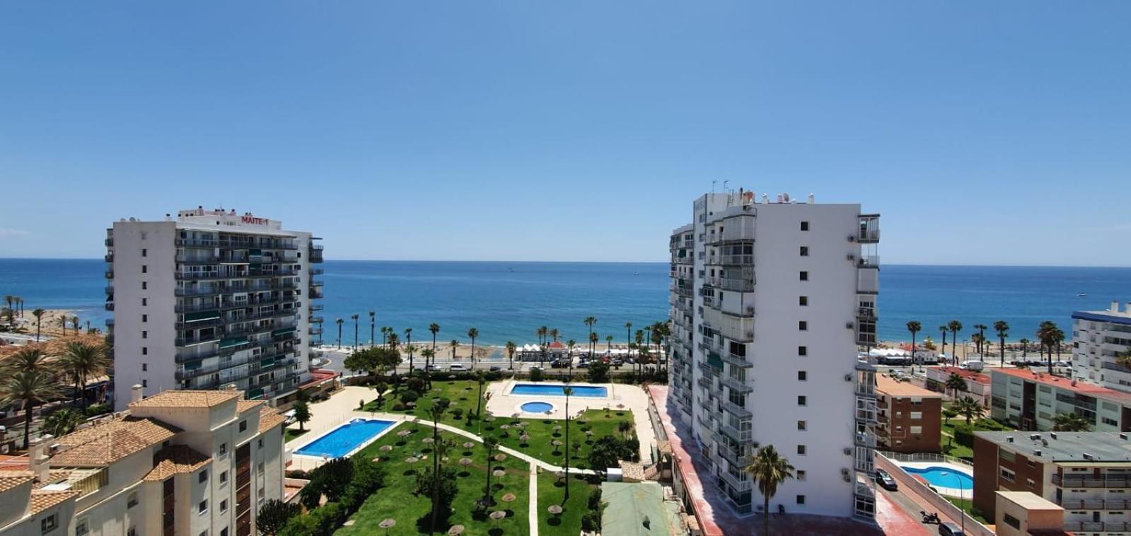 Inmejorables Vistas Al Mediterraneo Benalmadena Bagian luar foto