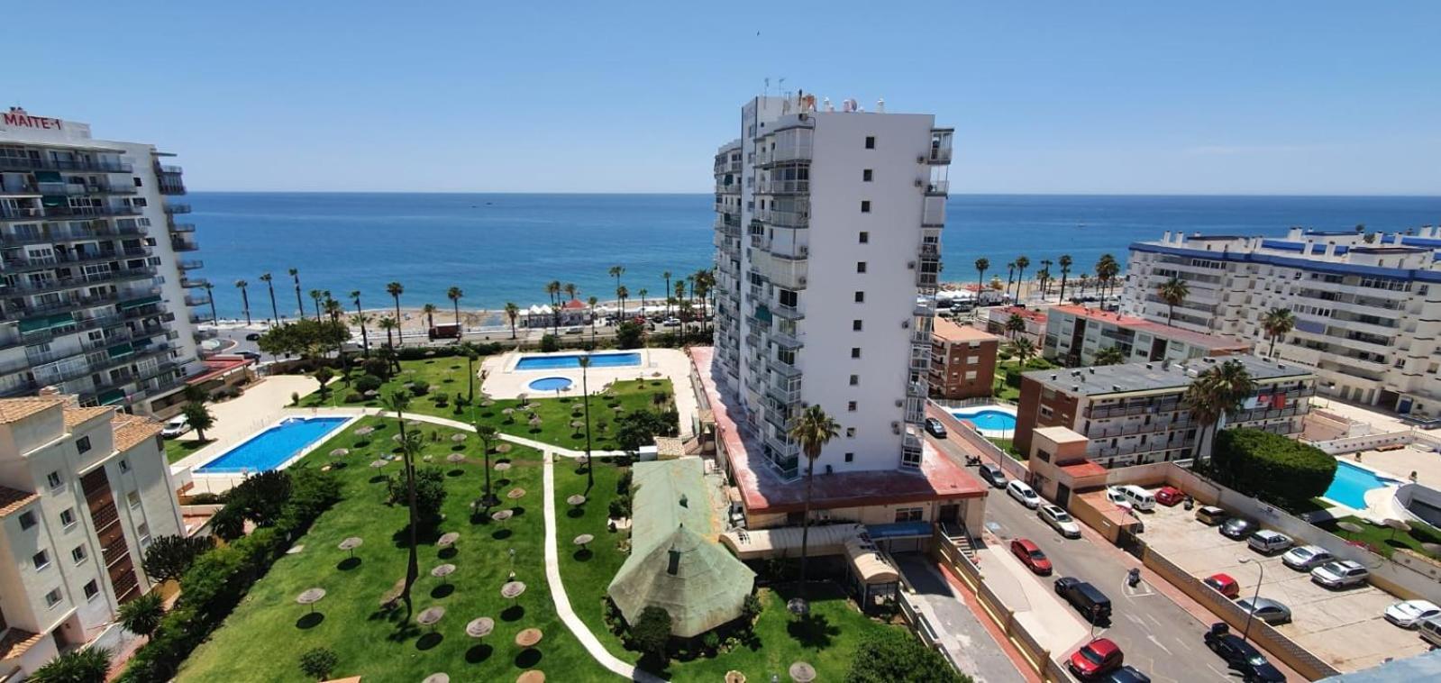 Inmejorables Vistas Al Mediterraneo Benalmadena Bagian luar foto